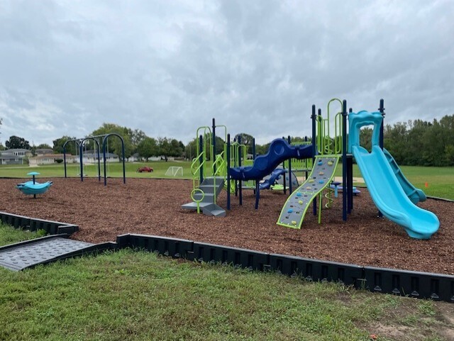 Hillman Playground 