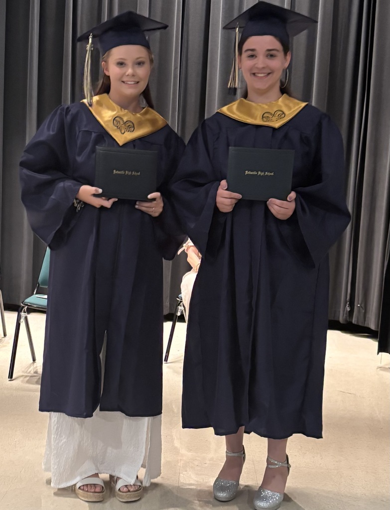 Pictured from Reidsville High School are Khloe Clark and Savannah Branch