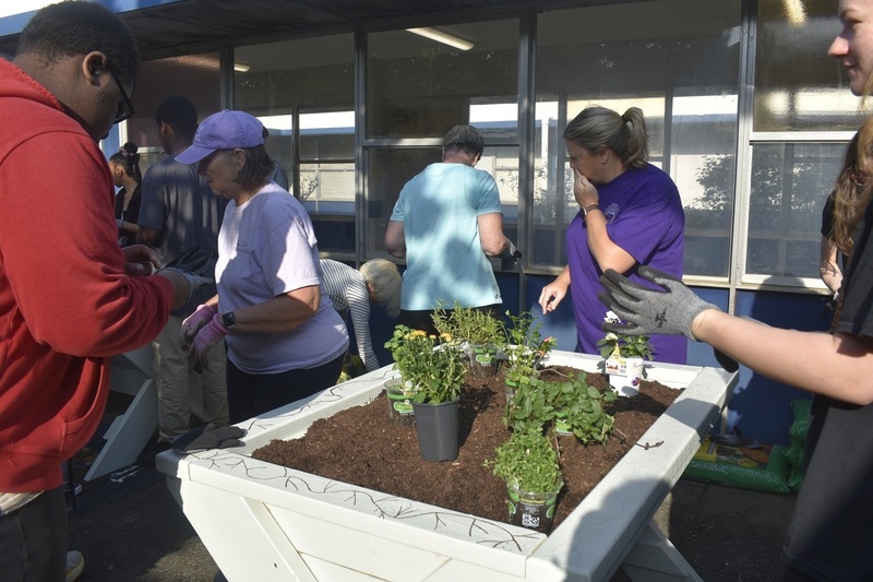 RHS students and Reidsville Garden Club