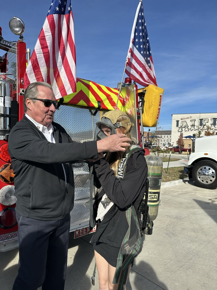 Madisyn Brashears volunteered to “suit up” into the breathing gear.