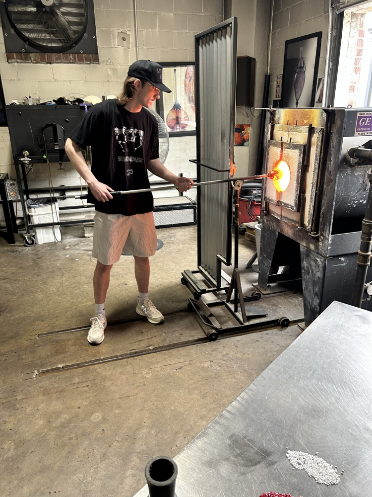 HOT GLASS experience for 6 art students!