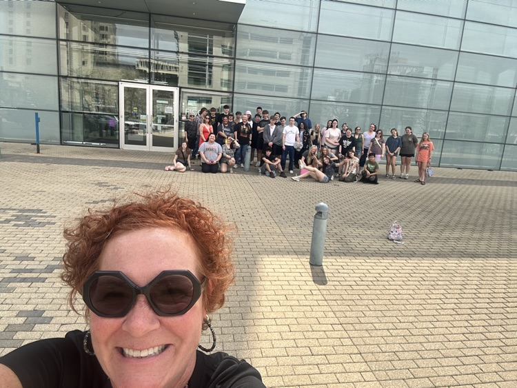 Art students at Hot Glass and The Figge!