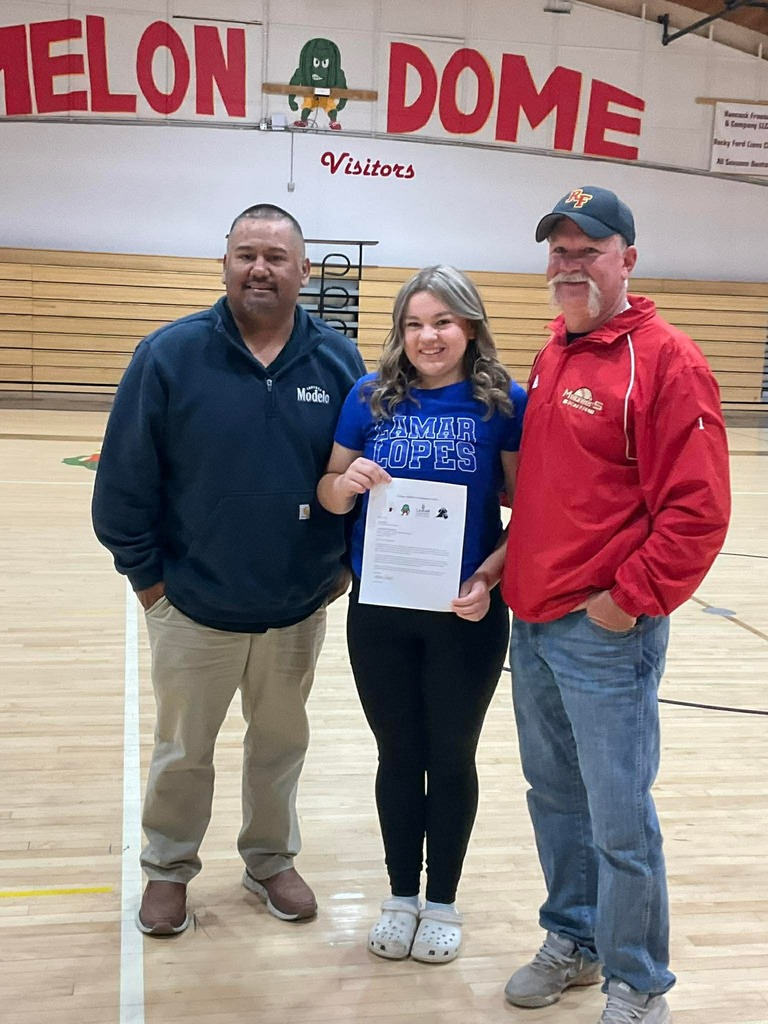 Alexis Baca - Softball Signing w/ LCC 