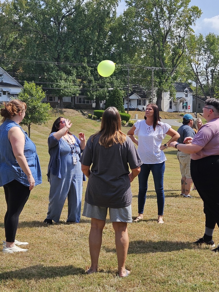 Paraprofessional Balloon Game