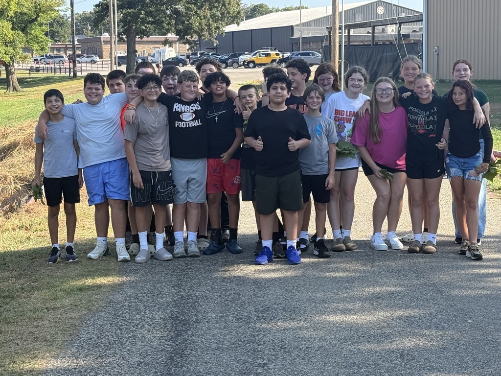 Students posed for outdoor ED Class