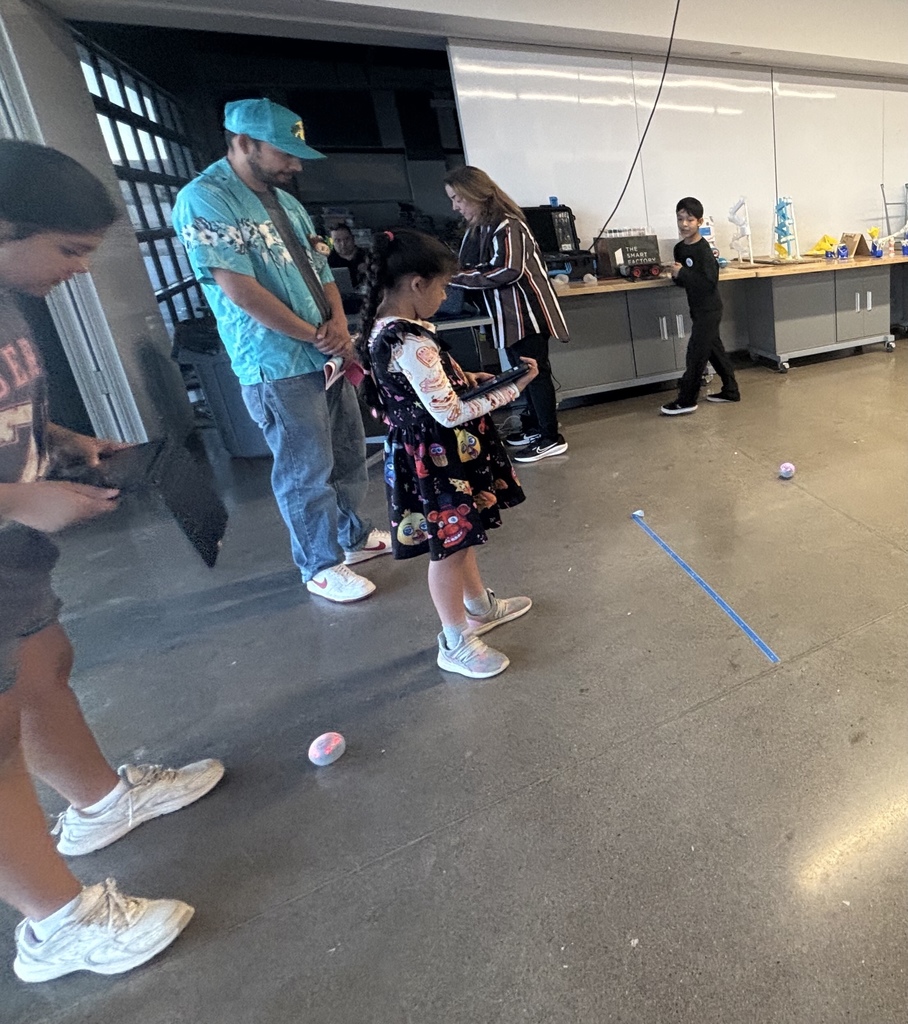 Programming robots with Ms. Pulver