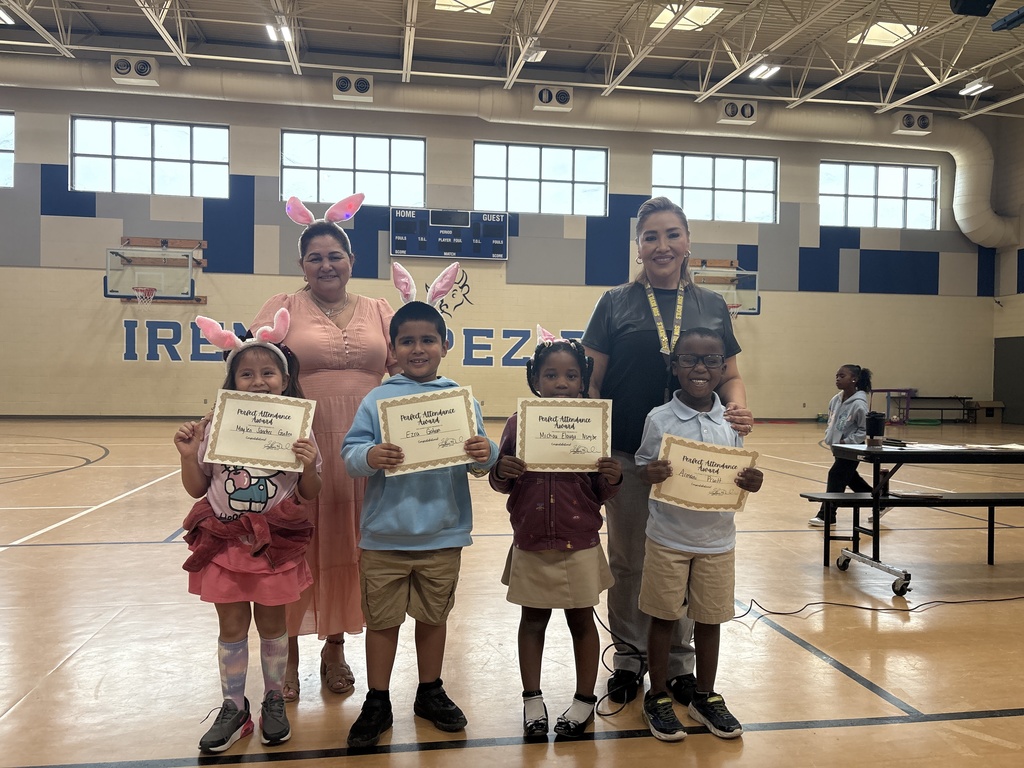 Kindergarten Perfect Attendance winners with Ms. Viveros