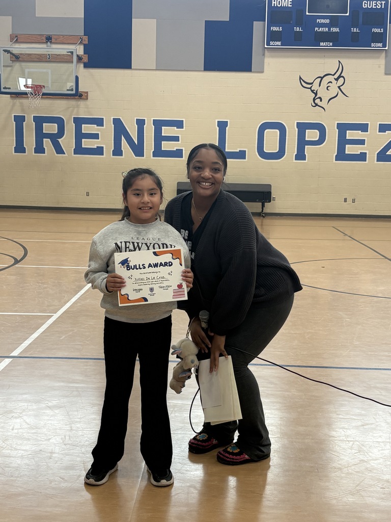 Ms. Dunigan with her Bulls Award Winner