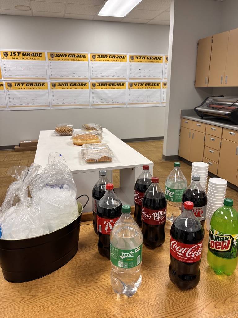 soda, ice, snack tablet. 