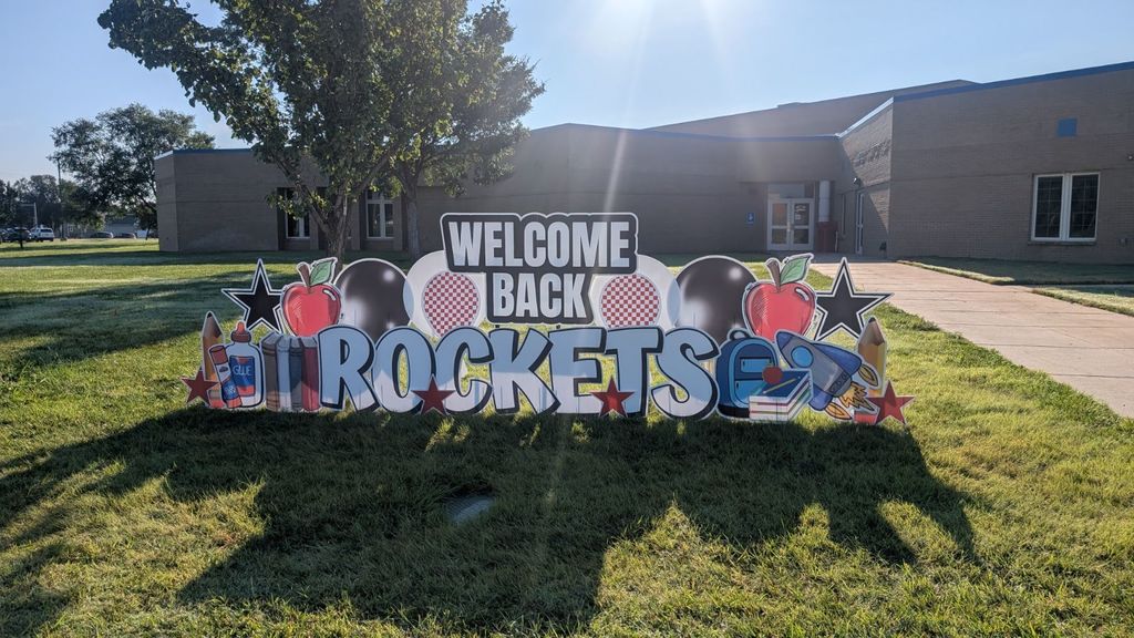Welcome Back Rockets sign