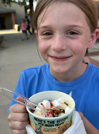 kid with ice cream,