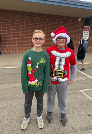 students dressed in red and green