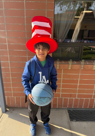 students dressed up as Cat in the Hat