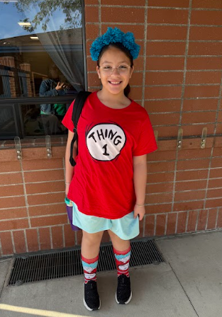 student dressed up as Thing 1
