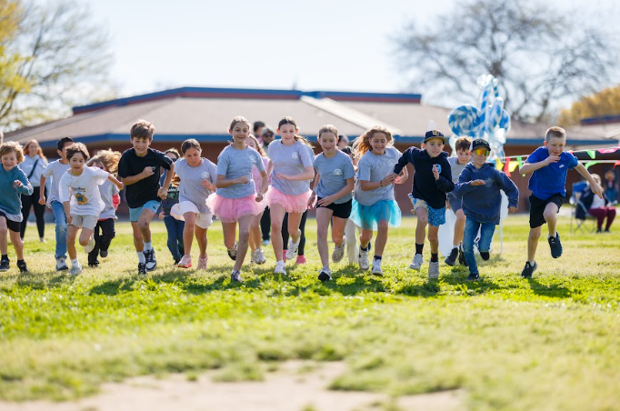 students running