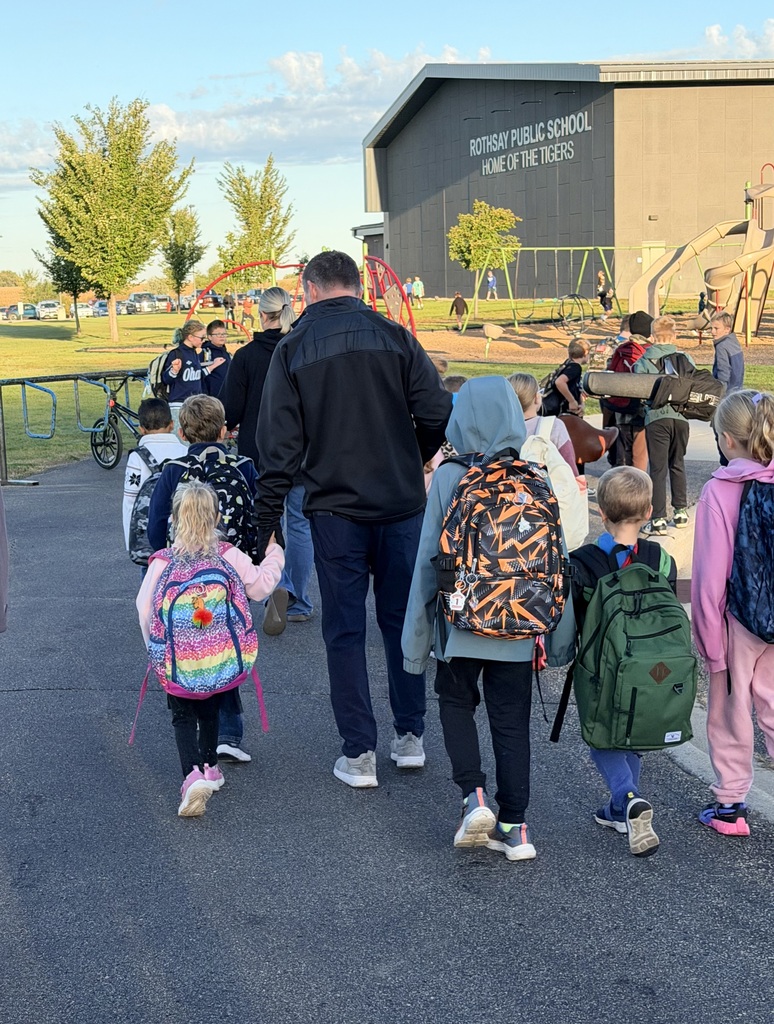 Walk to school day