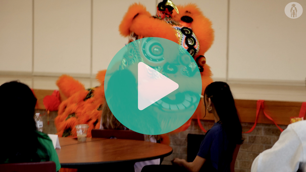 Picture of dancing dragon costume at Round Rock High School