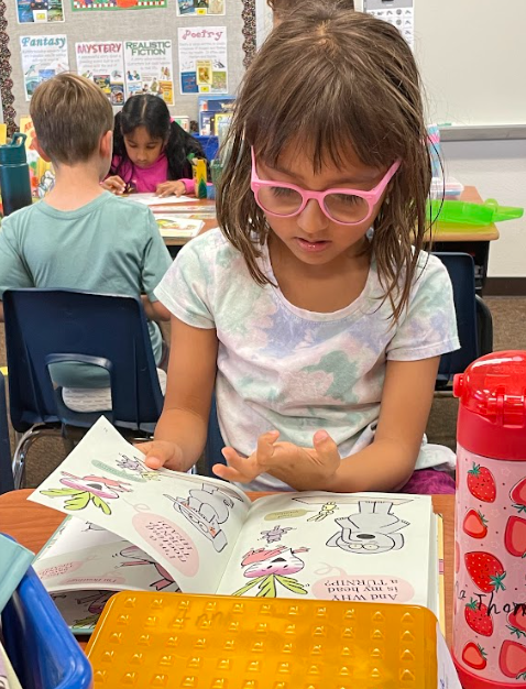 girl reading