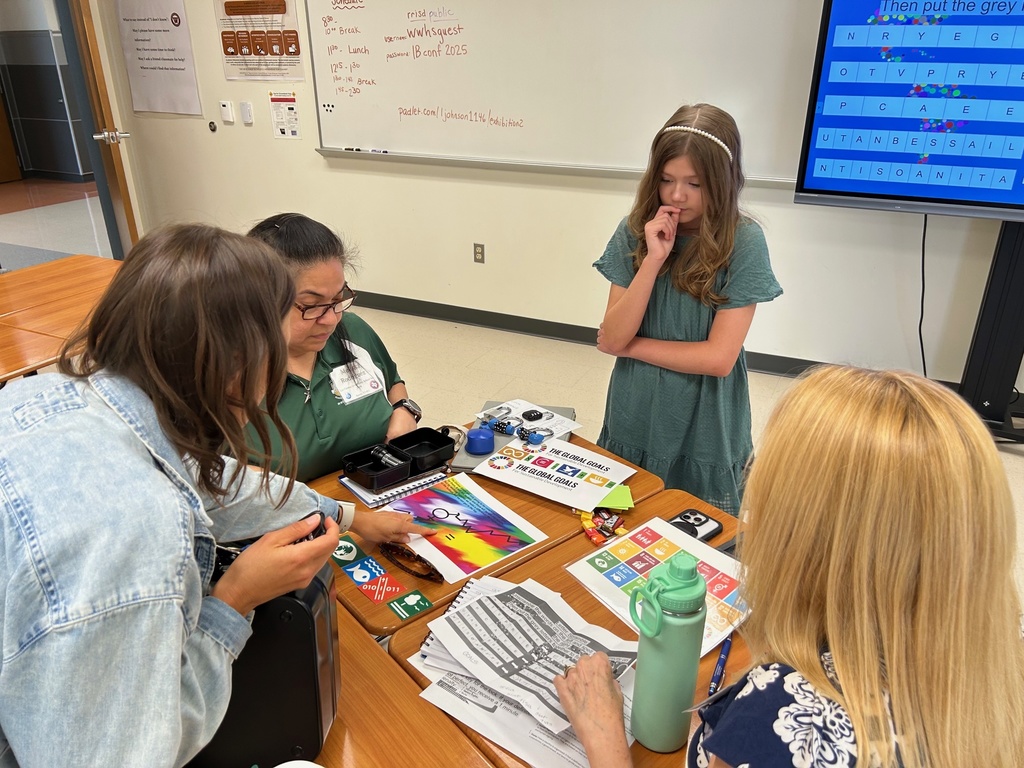 Chanlder Oaks student talking to teachers in IB workshop
