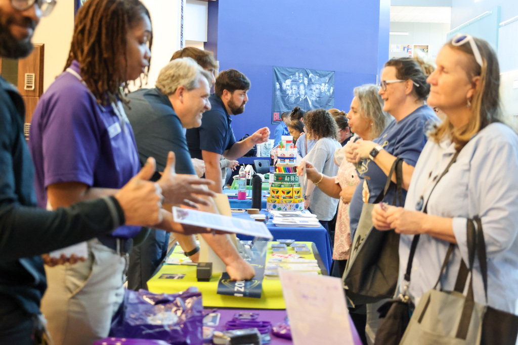 Round Rock ISD staff enjoying the Wellness Fair