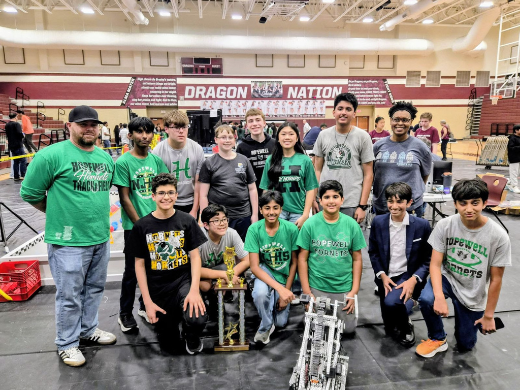 Picture of Hopewell's Robotic's team. 
