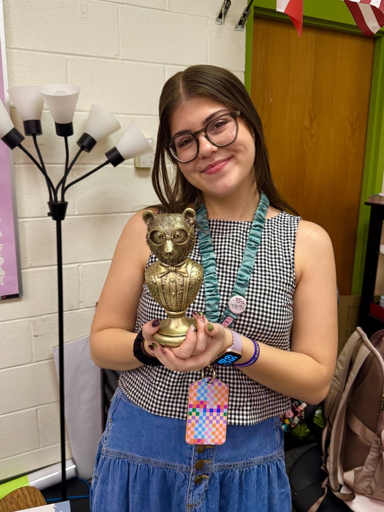 Ms. Spanyers wins the Golden Grizzly!