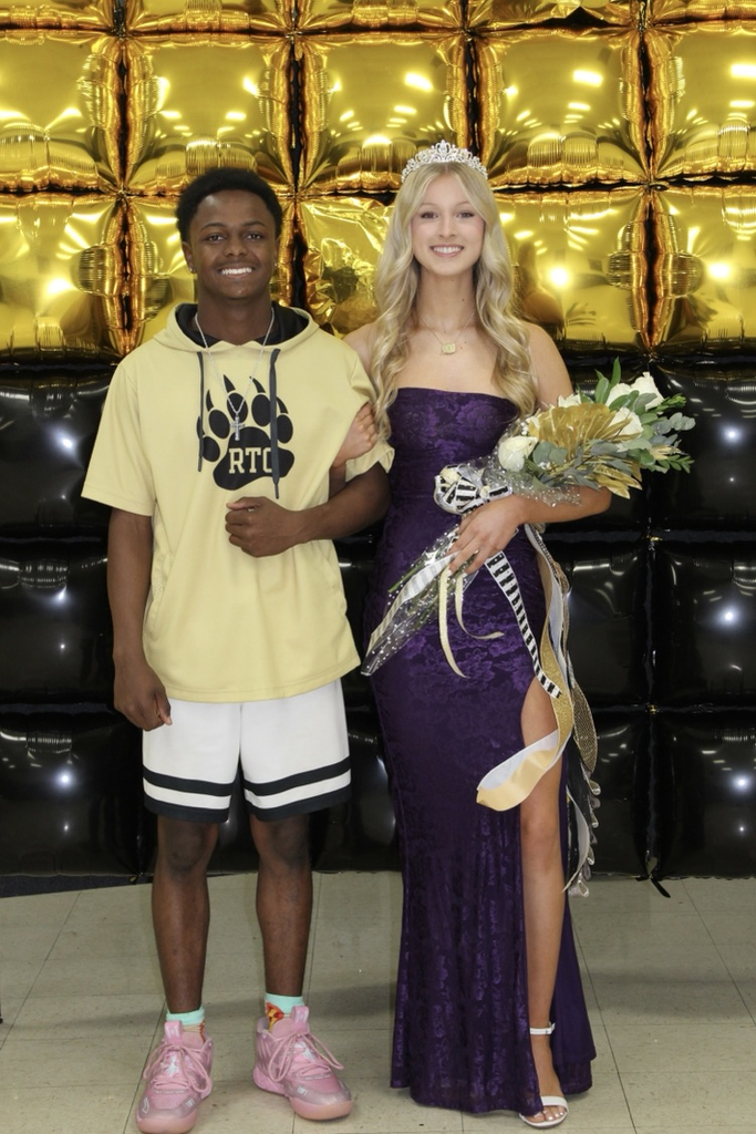 Basketball Beau-Treveon Fisher, Homecoming Queen-Jessica Rohde