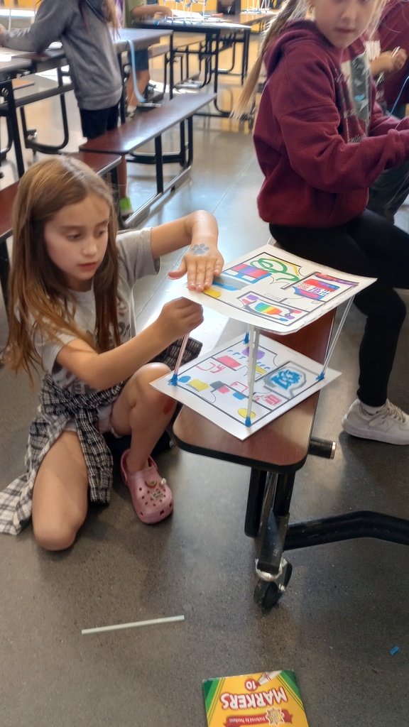 We had a great start to the school year at Roundup Elementary School! The students had fun with projects, team building, Homecoming and class recognition!  Great start Panthers!