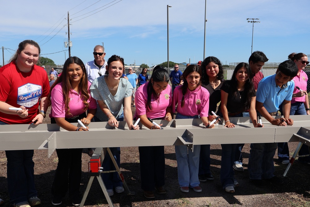 Royal ISD Hosts “Beam Signing” for Future Ag Expo Center