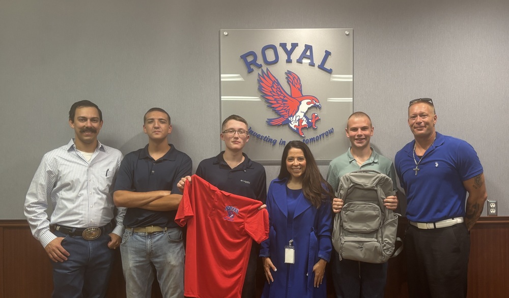 ποΈ A Warm Welcome from Royal ROTC!