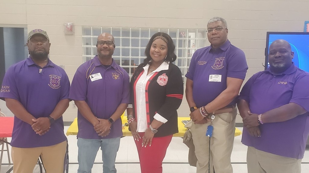 RES PE Coach Chad Smith invited his Omega Psi Phi Fraternity brothers - Epsilon Omicron, Katy Chapter โ to explore career paths to RES students. Also RHS Nurse Qiana Armstead, member of Delta Sigma Theta Sorority came to reinforce Character Building with our students. 3.3.26