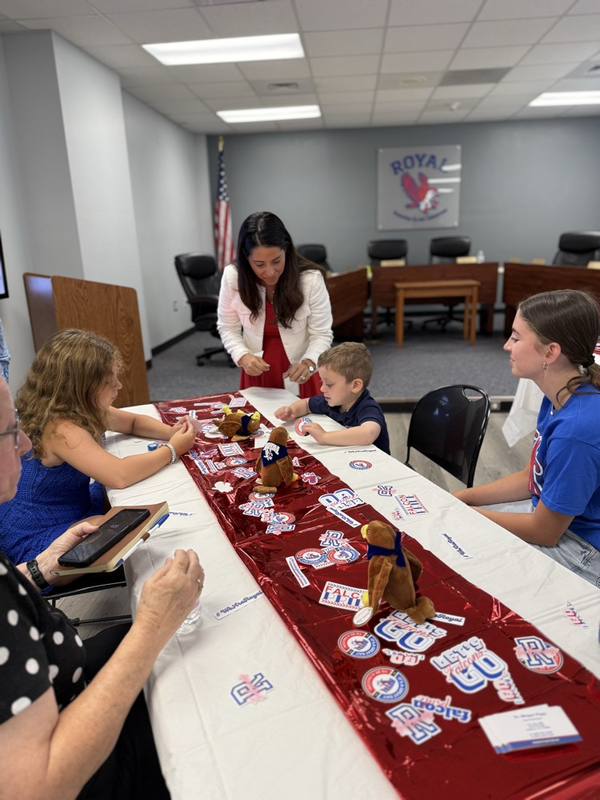A Royal Welcome: Community Meets Superintendent Pape
