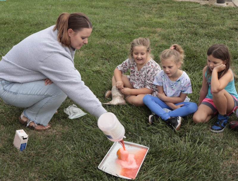 1st Grade Vocano Experiment