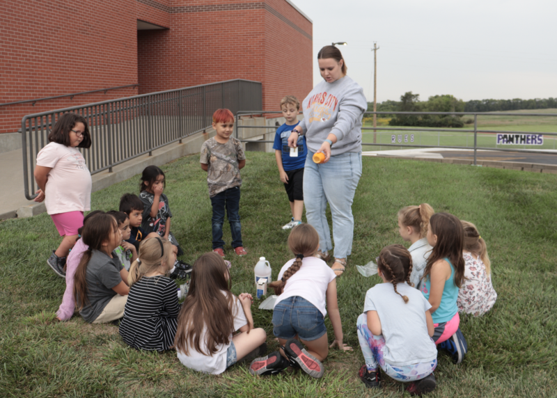 1st Grade Vocano Experiment