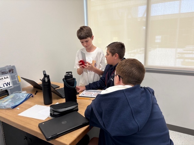 Robotics building simple gear trains