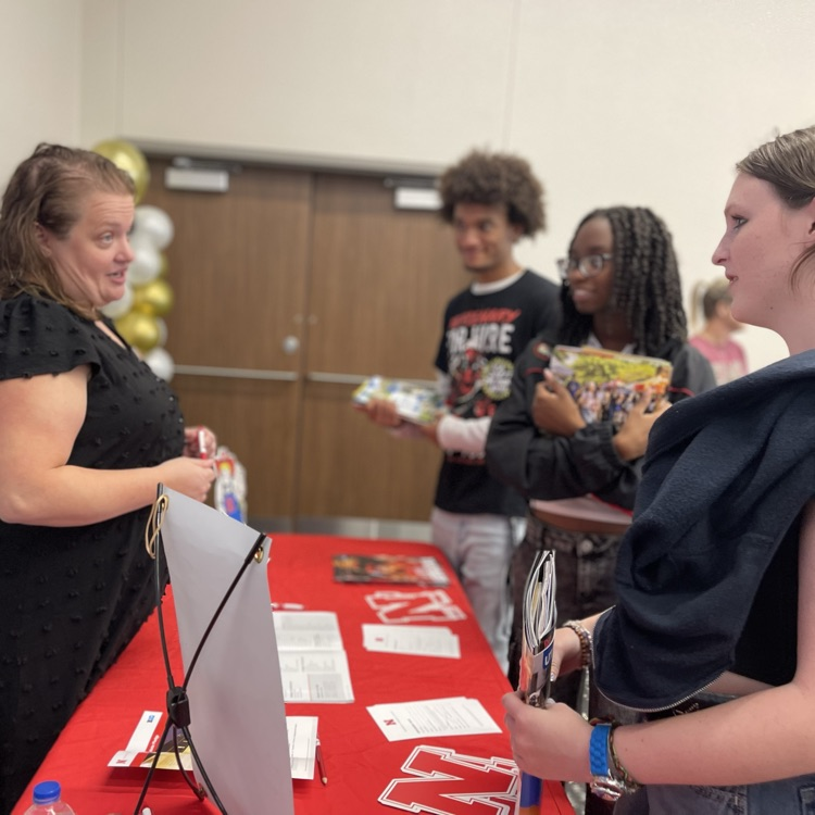 Students ask about college