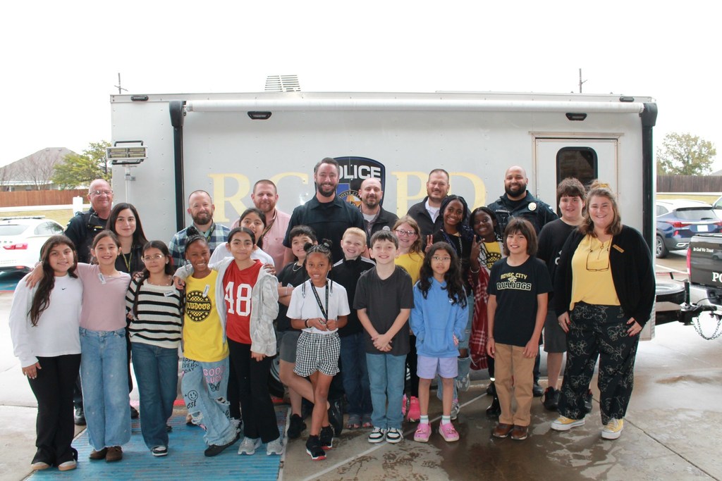 2025 Canned Food Drive with Student Council