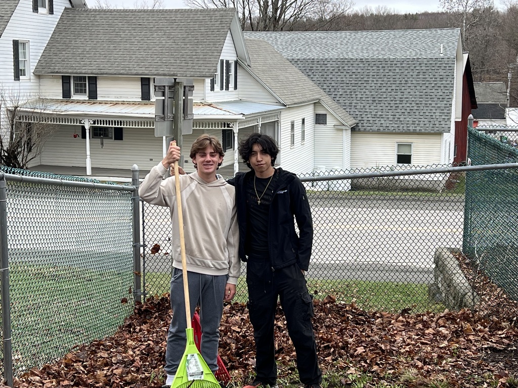 Students from Mrs. Harriet's advisory