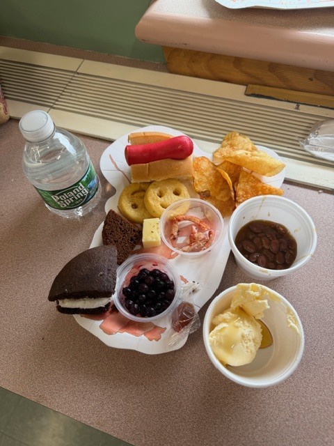 Third grade Maine taste-testing lunch