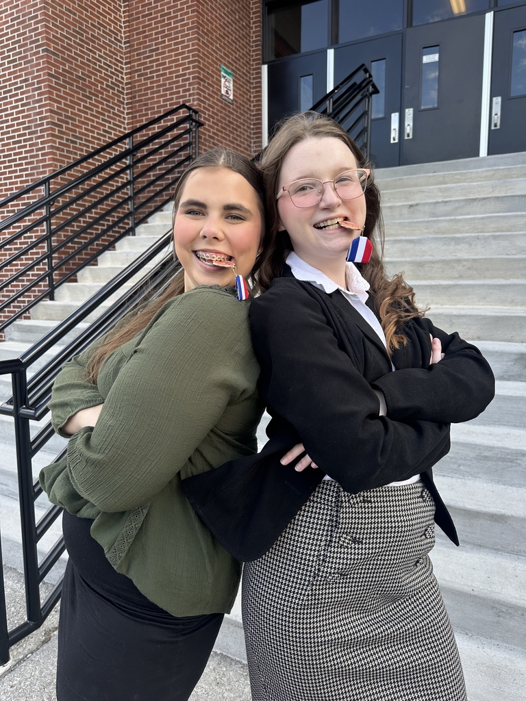 Allie Dales and Kara Ratliff