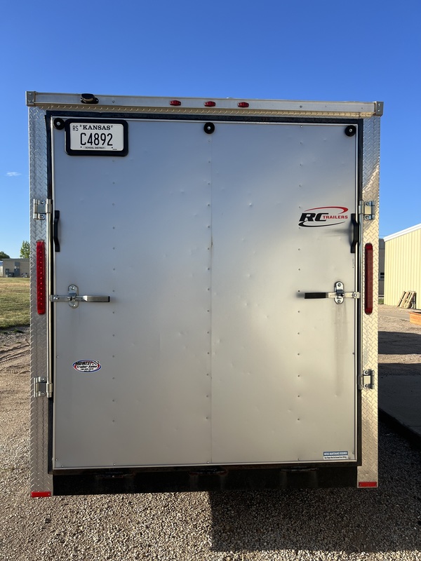 Trailer Back
