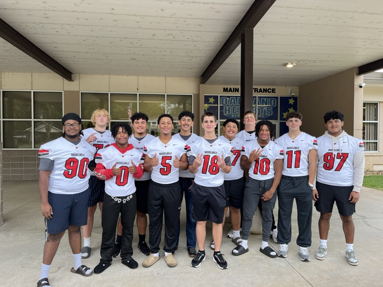 Cyclone Football team greeters