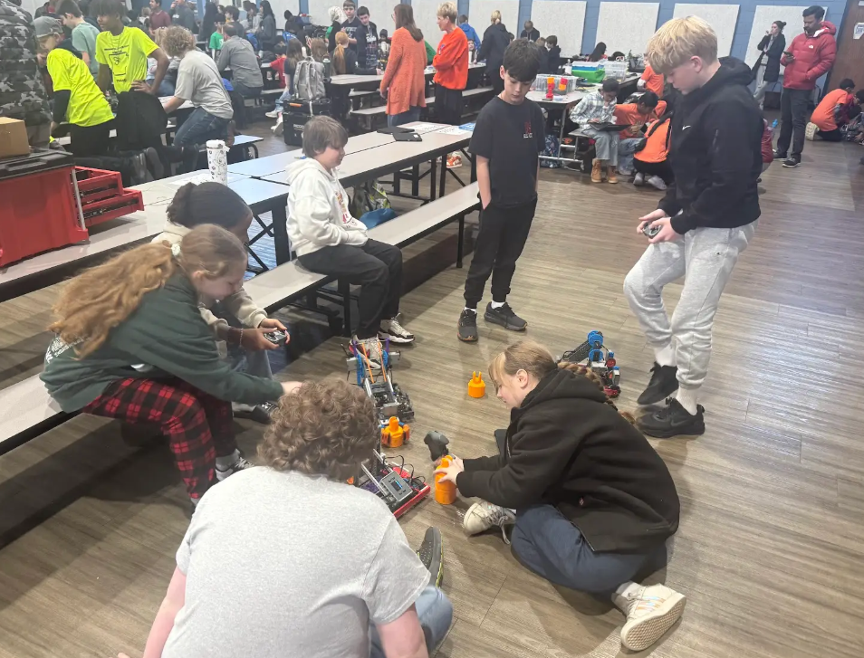 students doing robotics