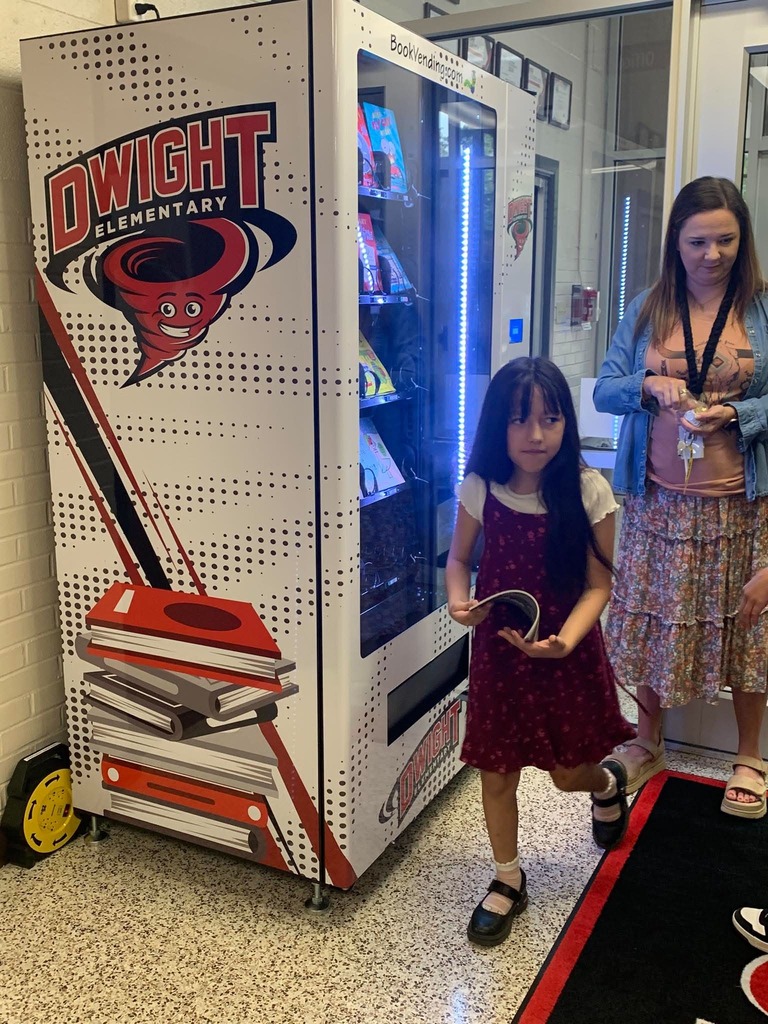 Students selecting books 