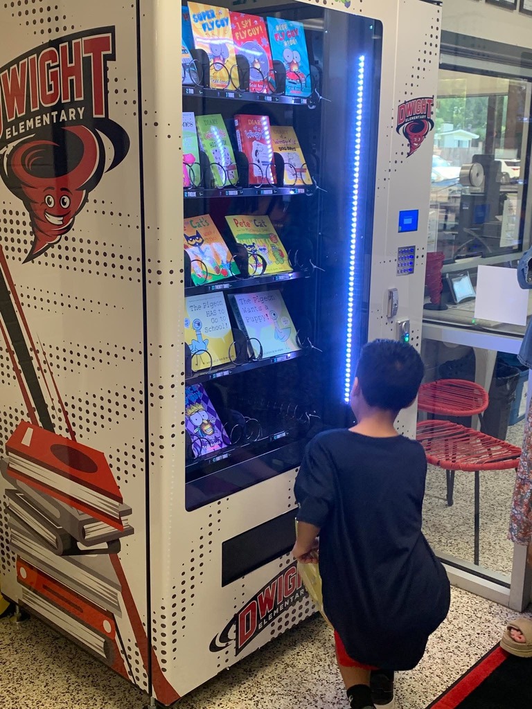Students selecting books 