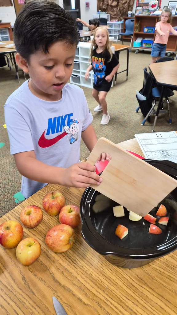 making applesauce