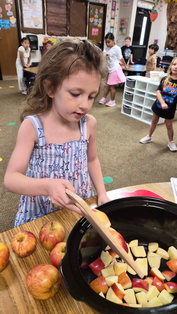 making applesauce
