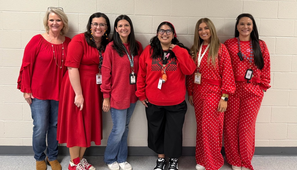 teachers posing for red ribbon week