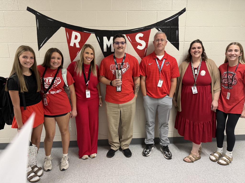 students posing for red ribbon week