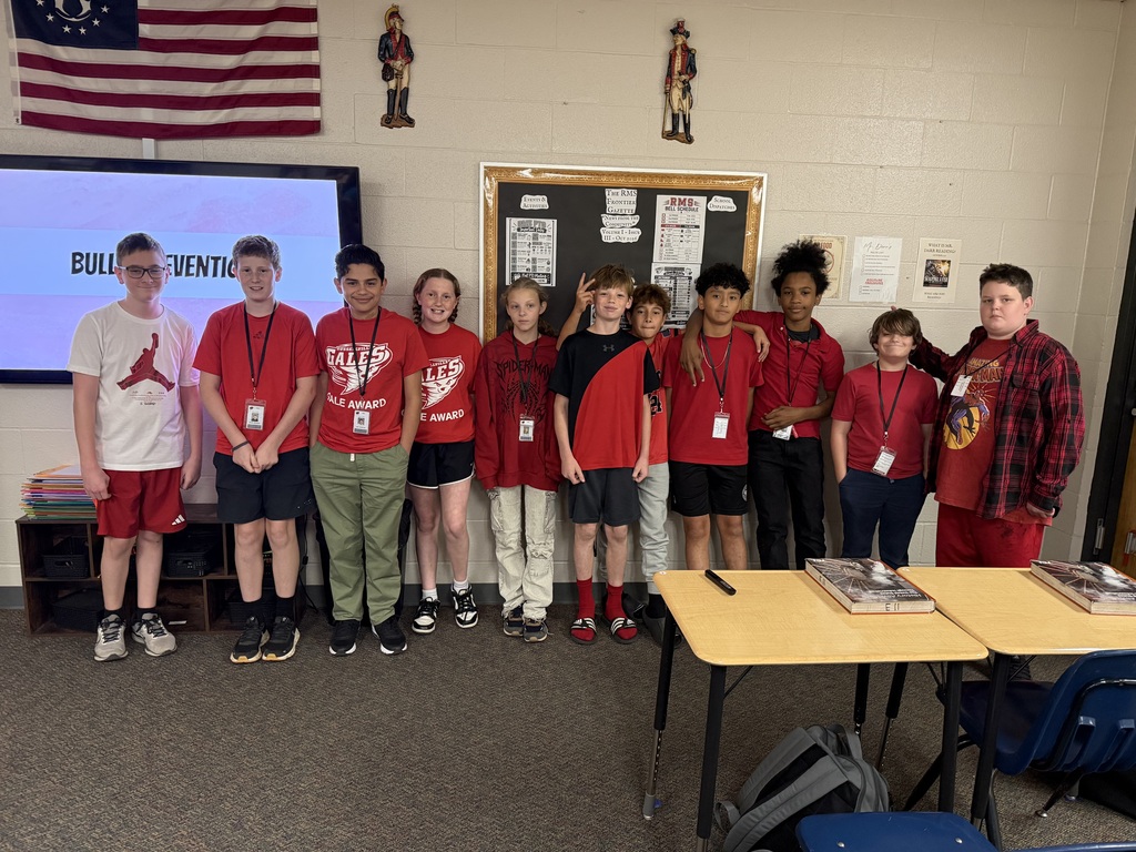 students posing for red ribbon week